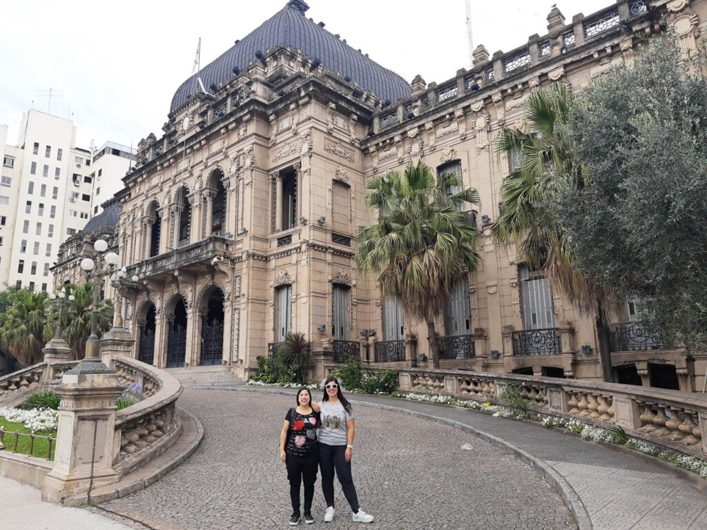 La Casa de Gobierno de Tucumán es un valuarte que ver en Tucumán